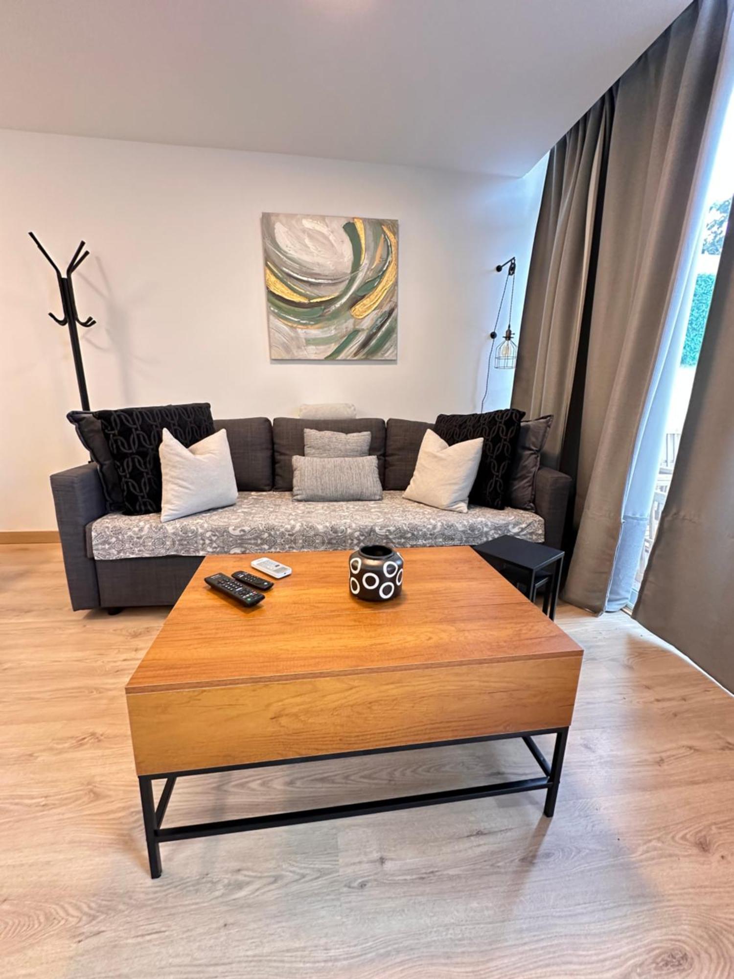 Apartament La Bella Escondida Piscina Campo De Golf Solarium Y Parking En Centro Historico *